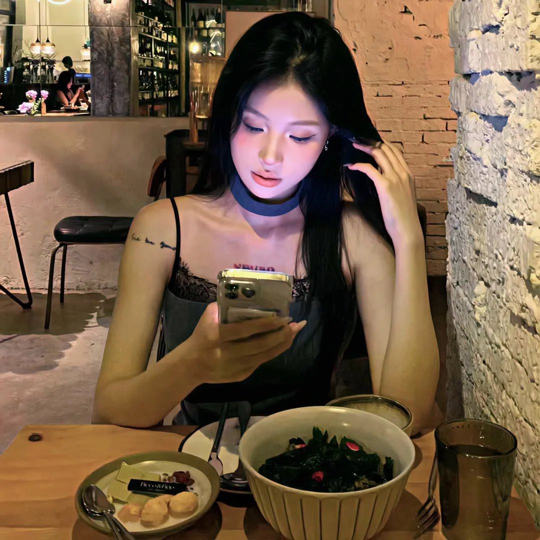 大小姐才不会玩格斗游戏